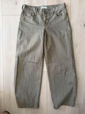 Abercrombie Low Rise Ultra Loose Jeans